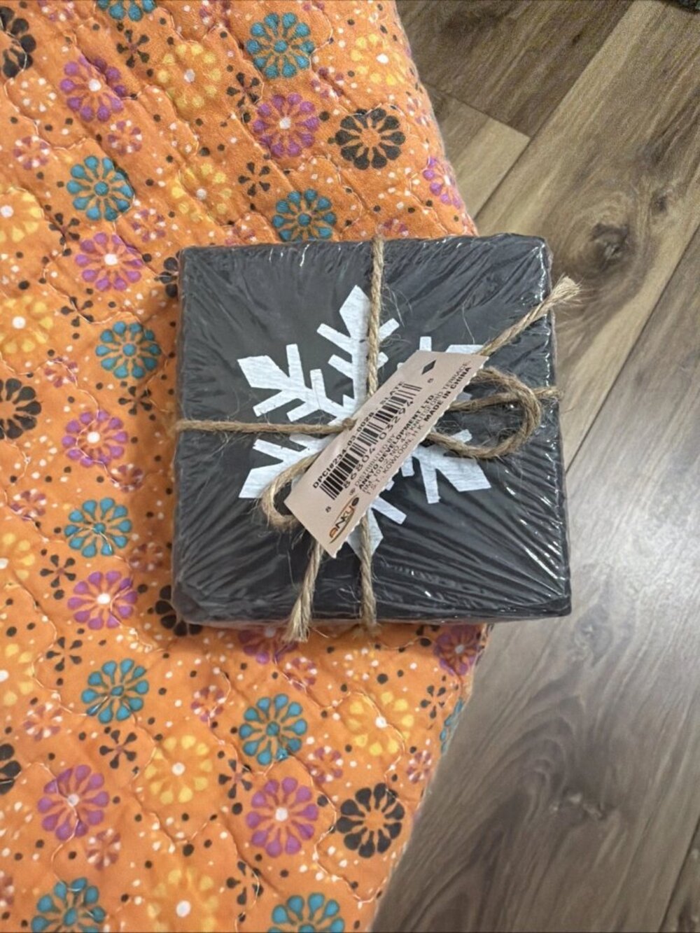 Ankyo Development LTD. Set of 4 Slate Coasters With Snowflake Design - NWT
